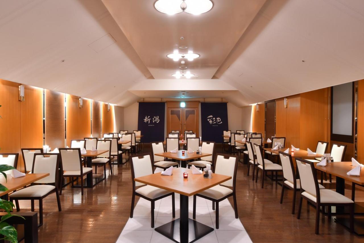 Art Hotel Niigata Station Buitenkant foto