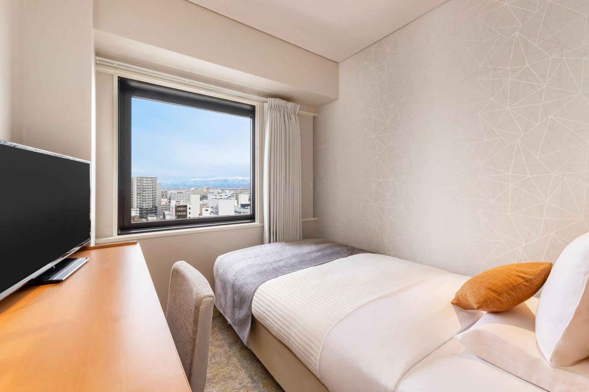 Art Hotel Niigata Station Buitenkant foto